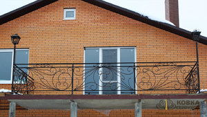 кованые перила для балкона
